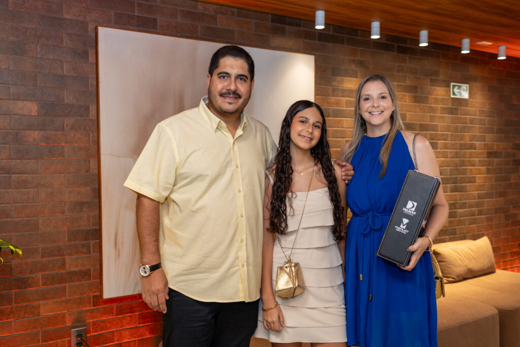 Uma noite para brindar novos começos: Delman entrega empreendimento no Stella Maris · foto 5